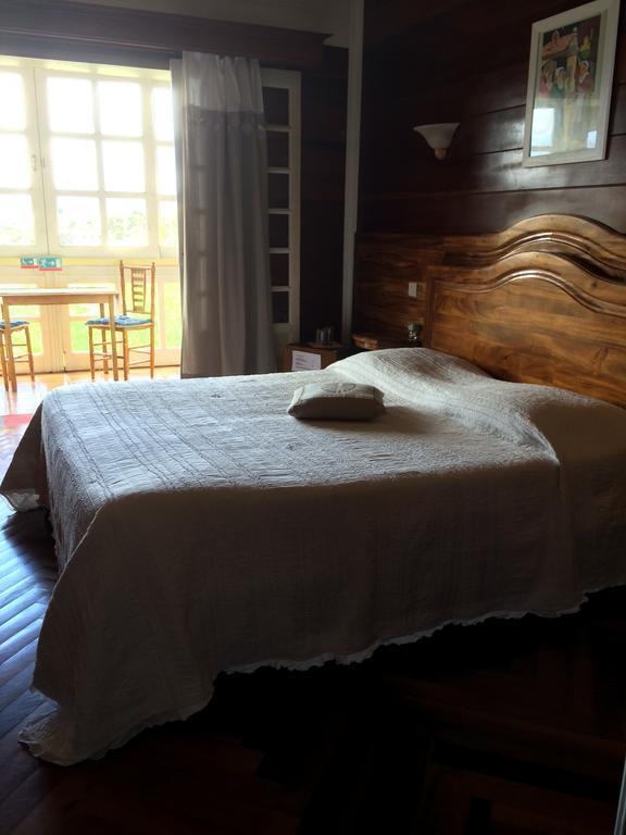 Le Bois Rouge Otel Cilaos Oda fotoğraf