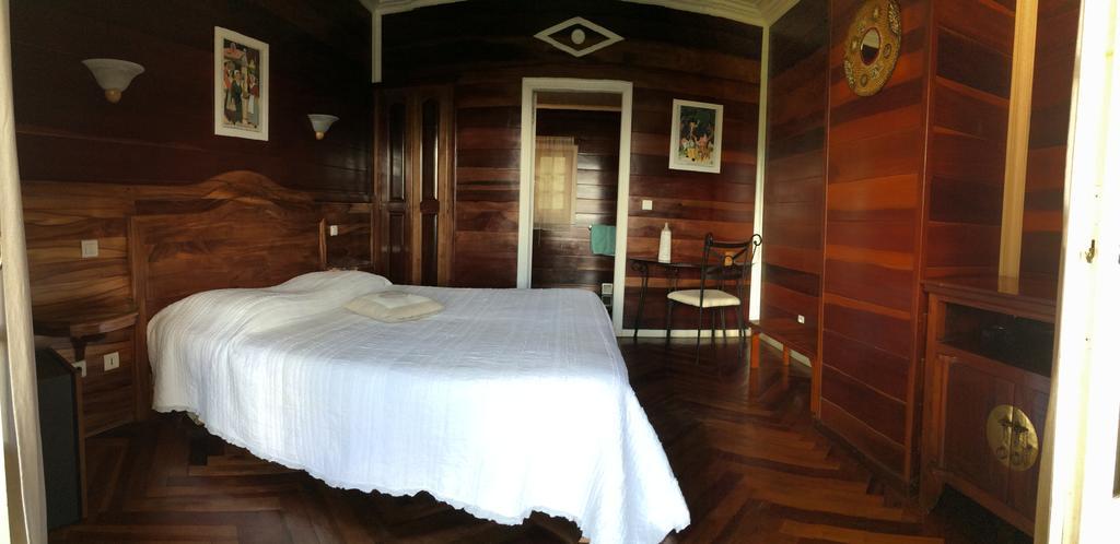 Le Bois Rouge Otel Cilaos Oda fotoğraf