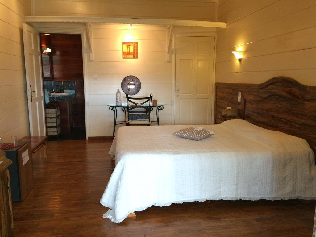 Le Bois Rouge Otel Cilaos Dış mekan fotoğraf